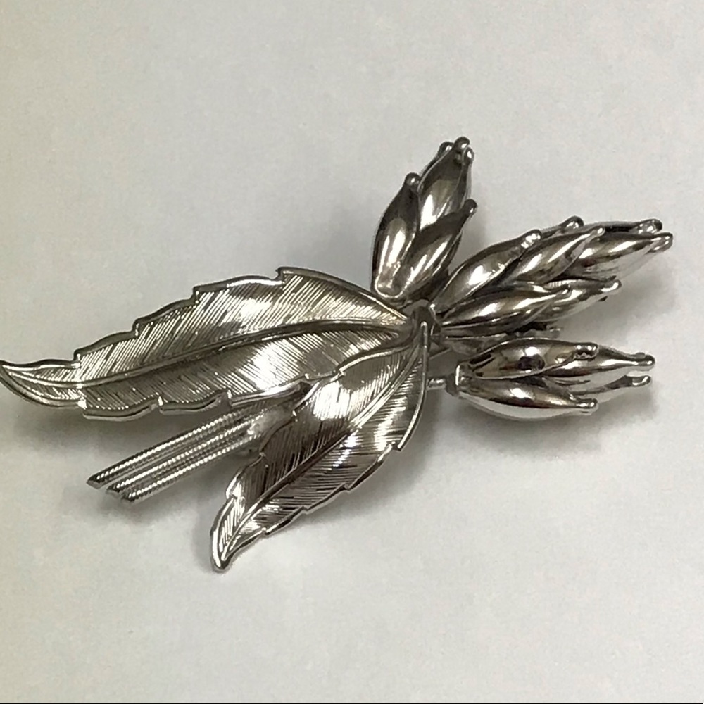 VTG Wheat Pin